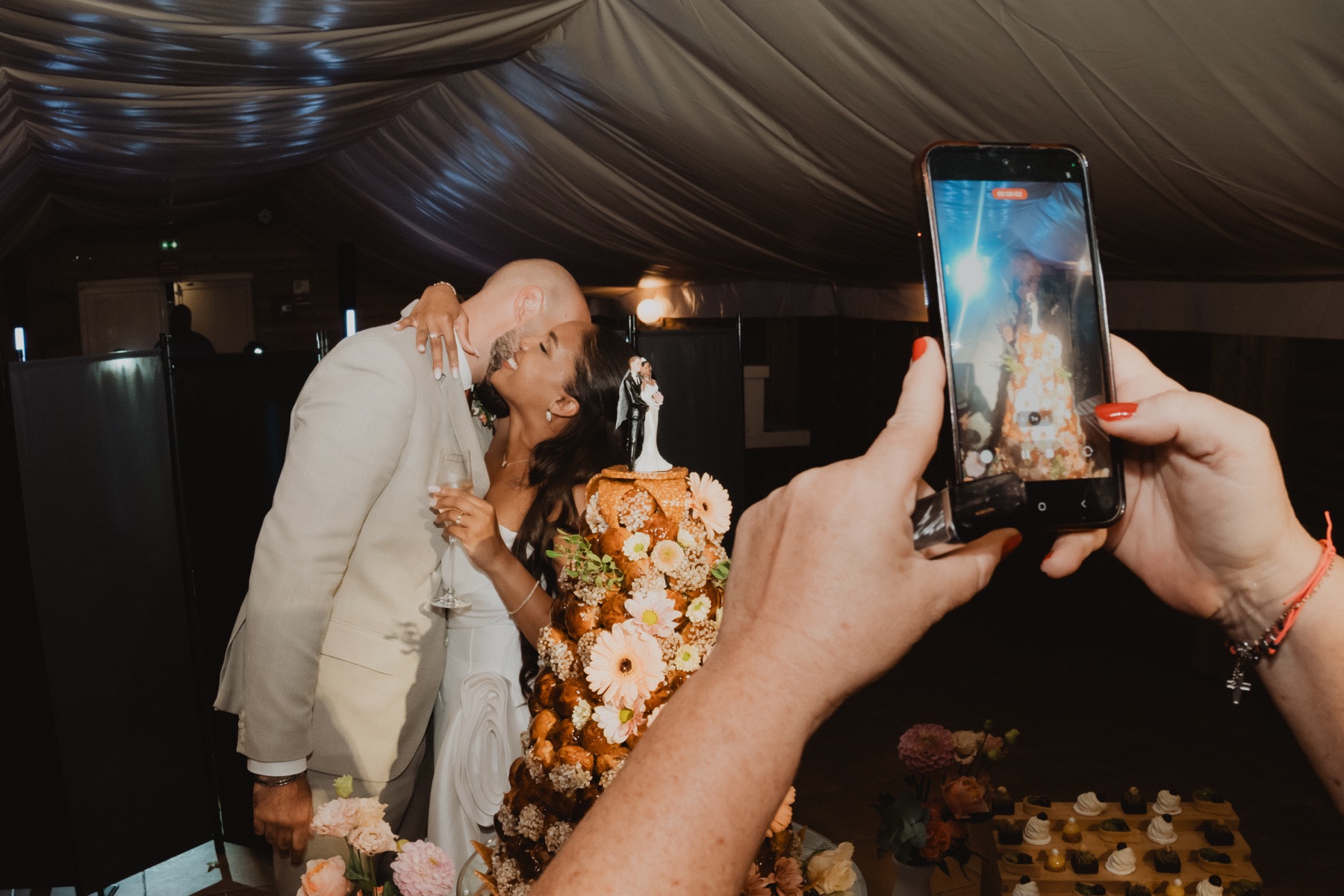 Fotografía 120 del reportaje de boda de Émilie y Chris.